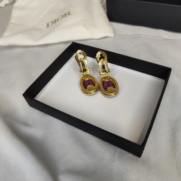 VINTAGE WITH COA Dior Gold and Amethyst Clip-On Earrings EUC with Dust Bag - Picture 5 of 8